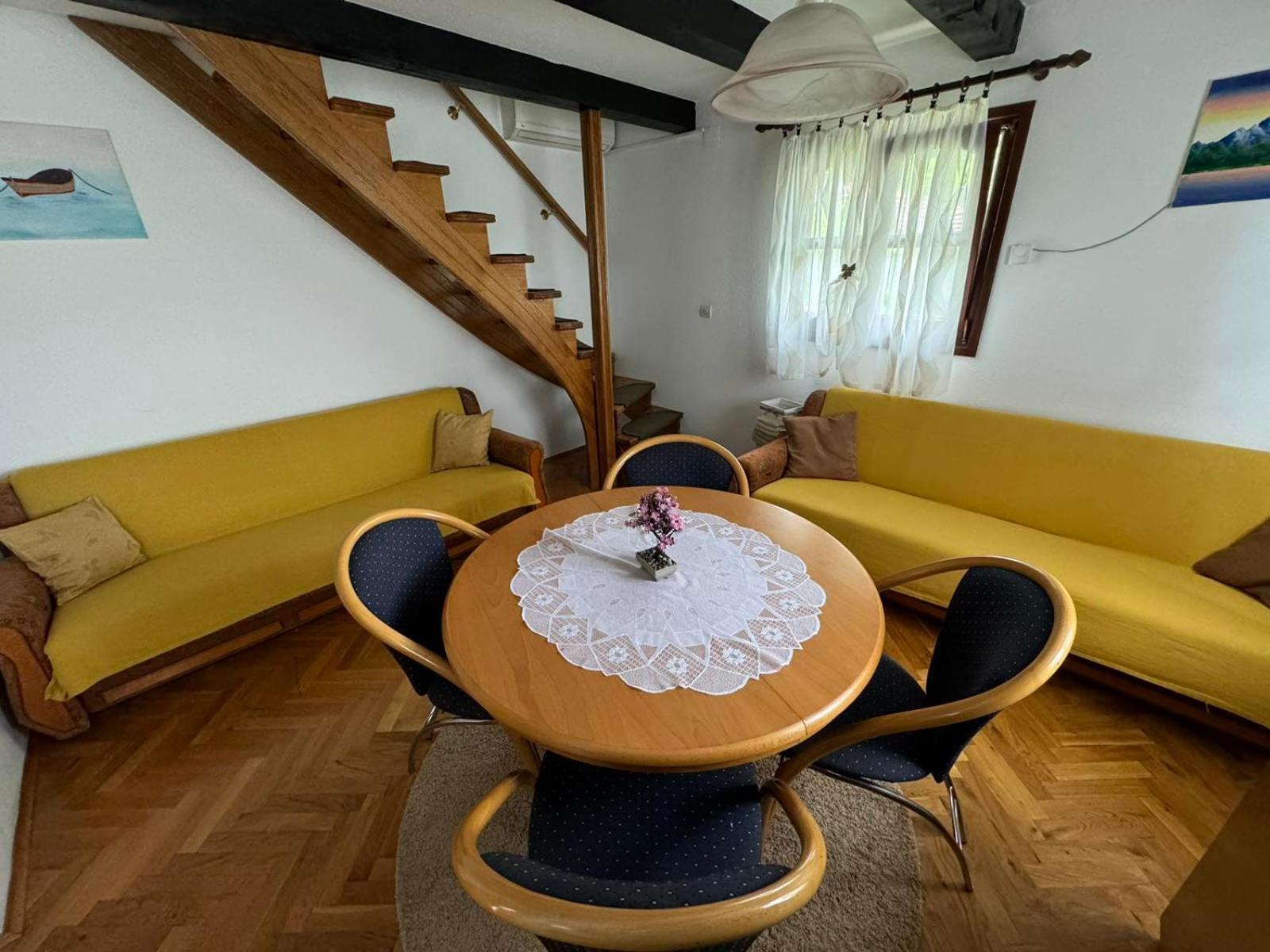 Holiday Home Manda Tounj Exterior foto